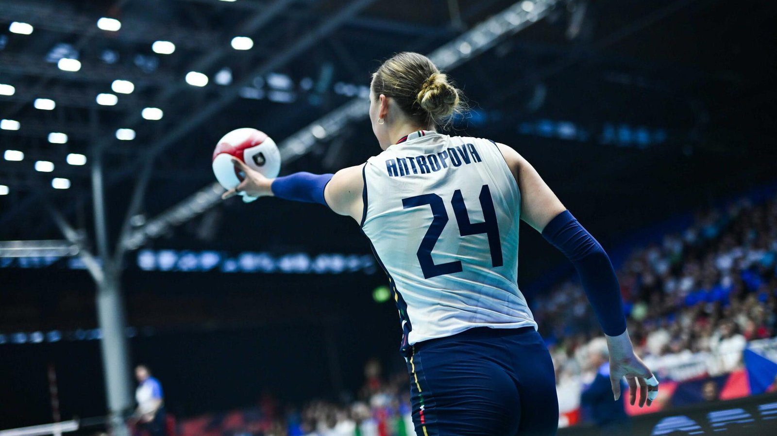 Ekaterina Antropova in battuta contro la Bulgaria