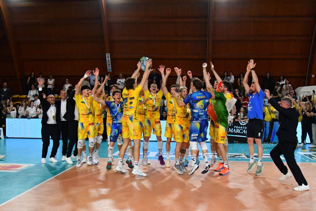 Promozione in Superlega Prata di Pordenone.